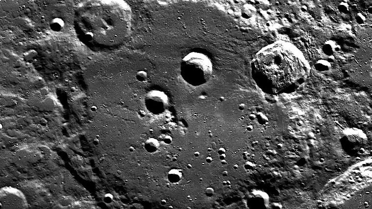 clavius crater of moon, the place where traces of water molecules were detected